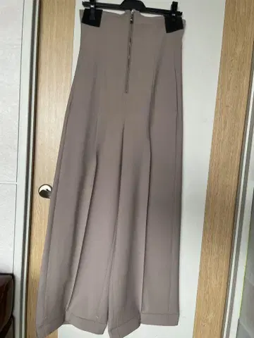 베이지 와이드 팬츠