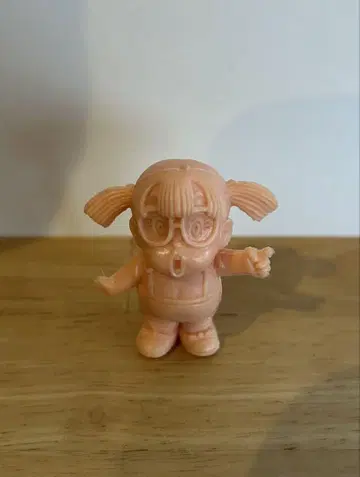 Dr. 슬럼프 아라레짱 지우개