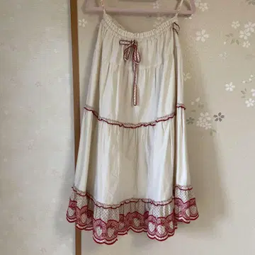 핑크 하우스 딸기 스티치 레이스 스커트