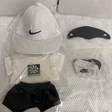 왕이보 봉제 인형 의류 2종