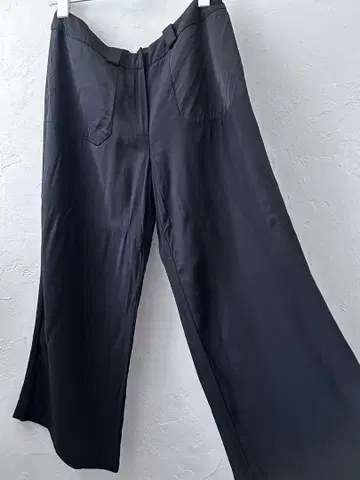 크롭 새틴 팬츠