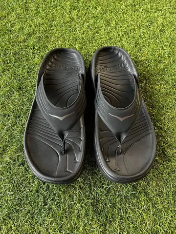 호카오네오네 오라리카버리 플립 리커버리 샌들
