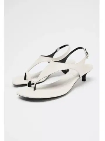 ZARA 2025 봄/여름 화이트 가죽 플립플랍 35 22.5~23.0