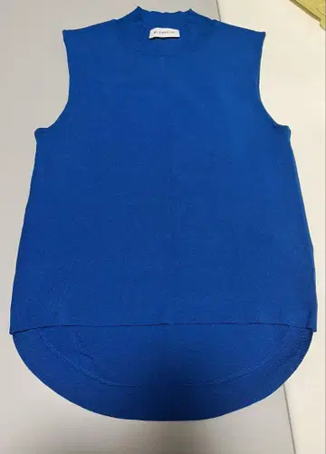 BLENHEIM 슬리브리스 스웨터 파랑