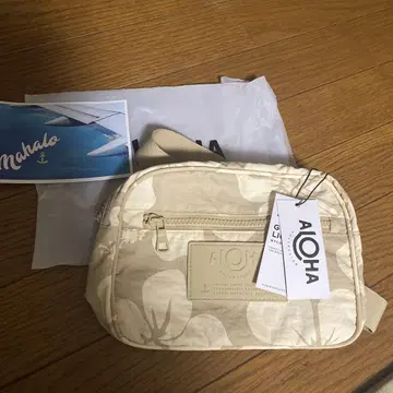 Aloha collection 플라워 패턴 바디백