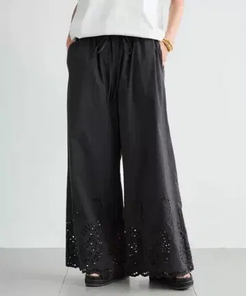 안누크 컷워크 레이스 팬츠