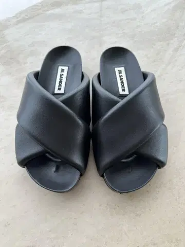 질 샌더 샌들 블랙