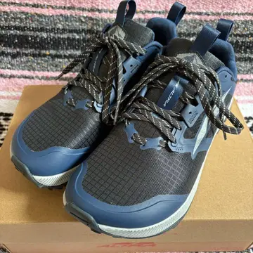 ALTRA LONE PEAK 8 알트라 론 피크 트레일 러닝