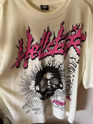 Hellstar HELL STAR 티셔츠 베이지 M 사이즈 남녀 공용