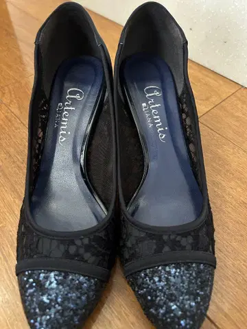 DIANA 레이스 펌프스 (네이비) 23cm