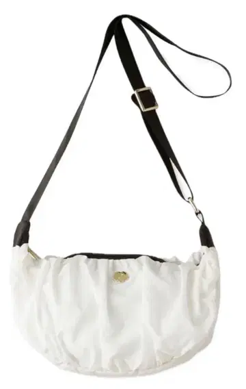 MARY QUANT 숄더백