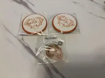 TREASURE 준규 얼굴 아크링 키링 캔뱃지