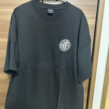 HUF 티셔츠