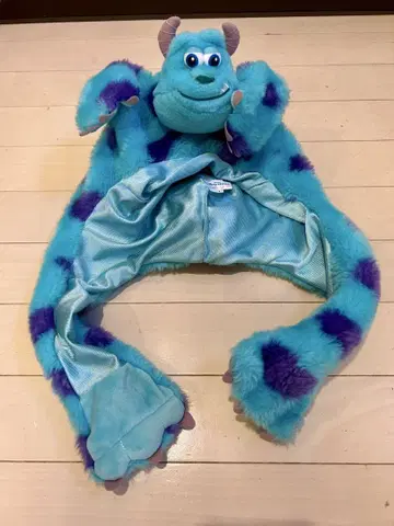 몬스터 주식회사 캐릭터 샐리의 봉제 인형 모자
