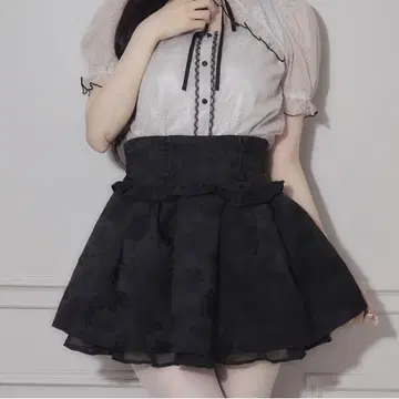 pium 턱 플레어 도리 미니 스커트