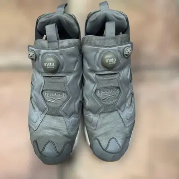 리복 Instapump Fury 그레이
