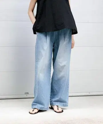 2025 Spring/Summer25SS 카구레 페이드 데님 이지 팬츠