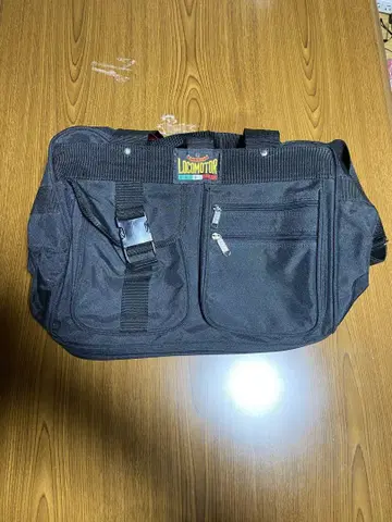 LOGOMOTOR 캐스터가 달린 백 블랙