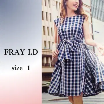 FRAY I.D 체크 무늬 슬리브리스 원피스