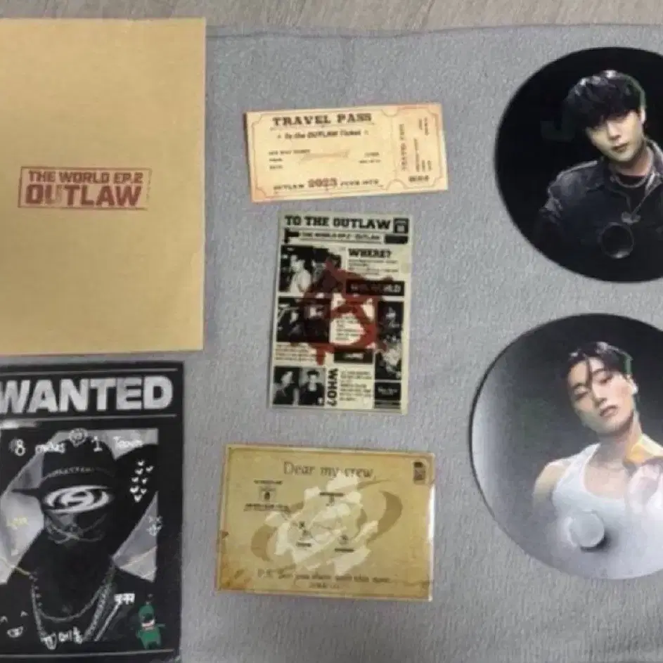 ATEEZ | 에이티즈 Ateez Everline Bouncy pop up pre-order