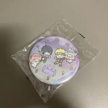 NARUTO 산리오 홀로그램 캔뱃지 키키라라 사스케