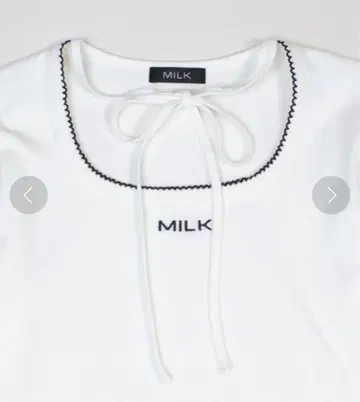 MILK 리본 포함 화이트 탱크탑