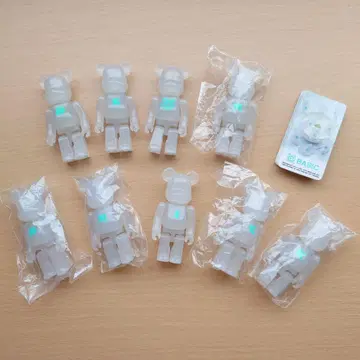 베어브릭 100% 베어브릭 시리즈 31 베이직