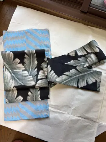 순수 실크? 나고야 오비 쓰리 시즌 블랙 베이스 바쇼의 잎