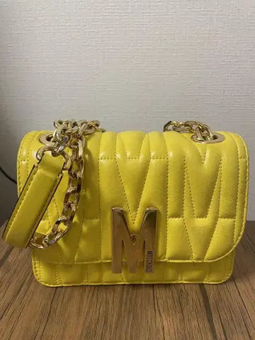 모스키노 M 로고 퀼팅 백