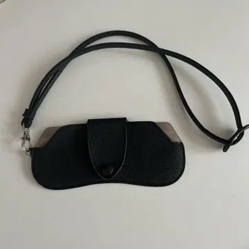 유나이티드 애로우즈 안경 케이스 새상품급