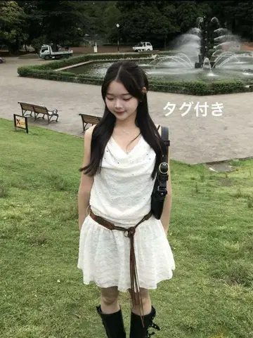 emmy 아일렛 레이스 슬리브리스 원피스