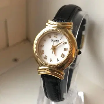 GUESS 게스 골드 화이트 가죽 손목시계
