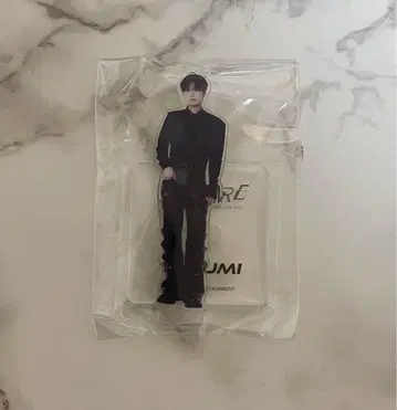 오자키 타쿠미 미니 아크릴 스탠드 XQUARE 가챠가챠