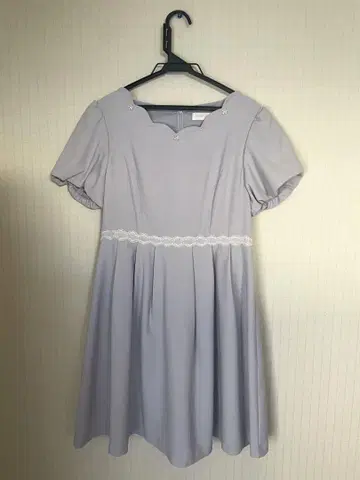 LODISPOTTO 연보라색 반팔 원피스