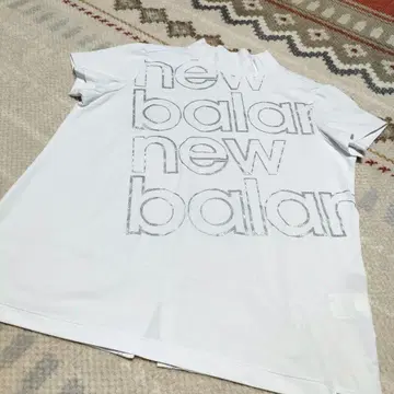New Balance 뉴발란스 모크넥 셔츠