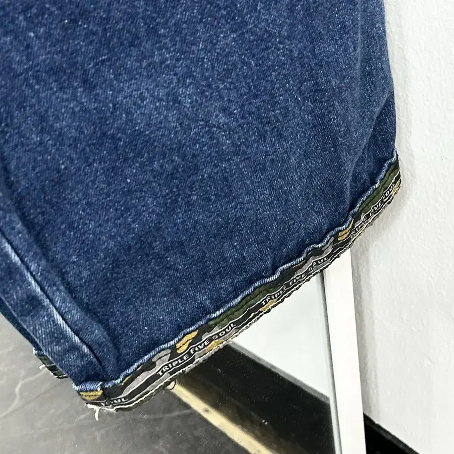 Product Details - 6