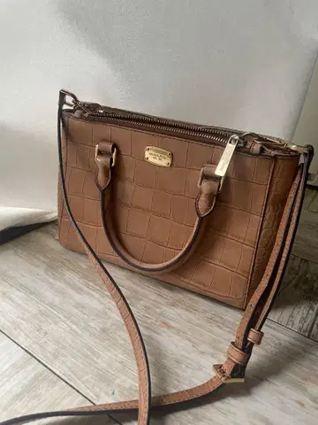 Michael Kors 브라운 숄더백