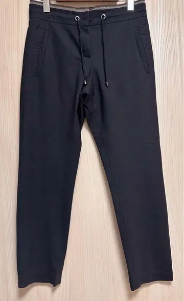 BRUNELLO CUCINELLI 다크 그레이 캐주얼 팬츠