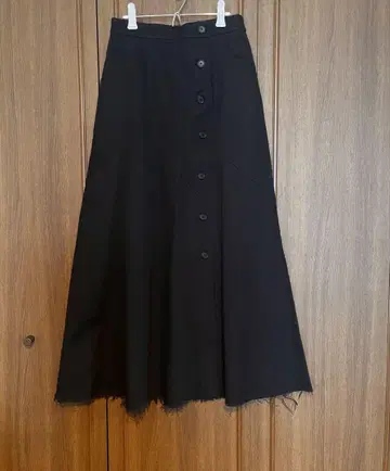 새상품급 BLUE DE BRESSE 롱 스커트