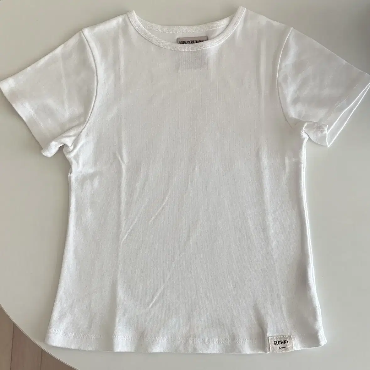 GLOWNY | 글로니 New product) Glowny chamber crop tee size S