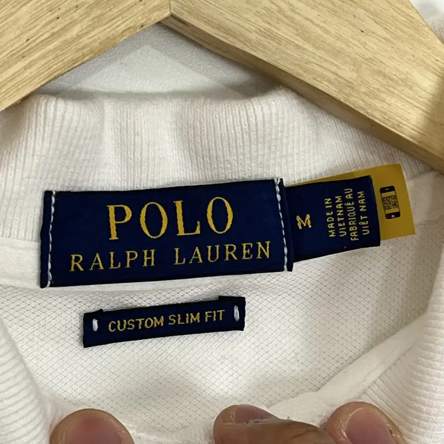 Product Details - 4