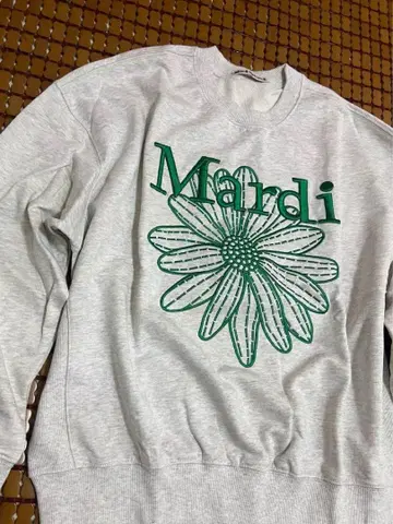 Mardi 꽃 자수 맨투맨