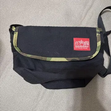Manhattan Portage 메신저 백 블랙/카모플라쥬