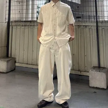 used 짧은 셔츠 스트라이프 패턴