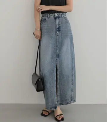 and me 센터 슬릿 데님 타이트 스커트