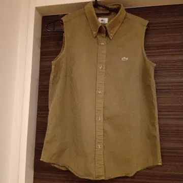 Lacoste 카키 슬리브리스 셔츠