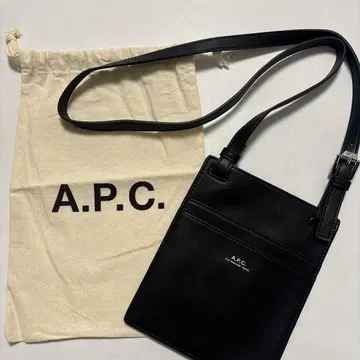 컨디션 최상 A.P.C. 아페쎄 스마트폰 숄더백 블랙