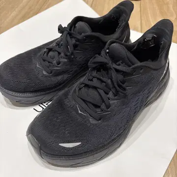 호카오네오네 M CLIFTON8 25.5cm