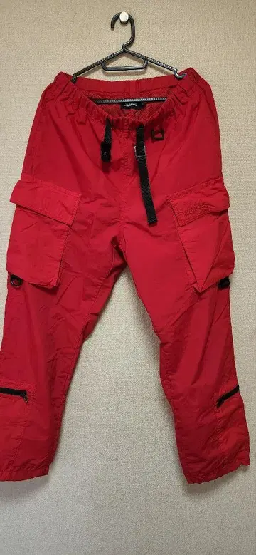 XLARGE 레드 카고 팬츠 M 사이즈