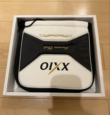 XXIO 가죽 느낌 아이언용 골프헤드커버